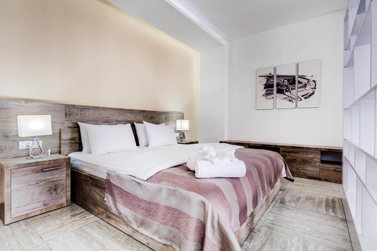 Ðenovići Riva Residence מראה חיצוני תמונה