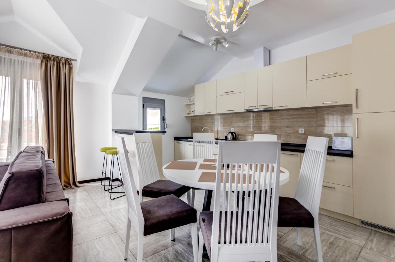 Ðenovići Riva Residence מראה חיצוני תמונה
