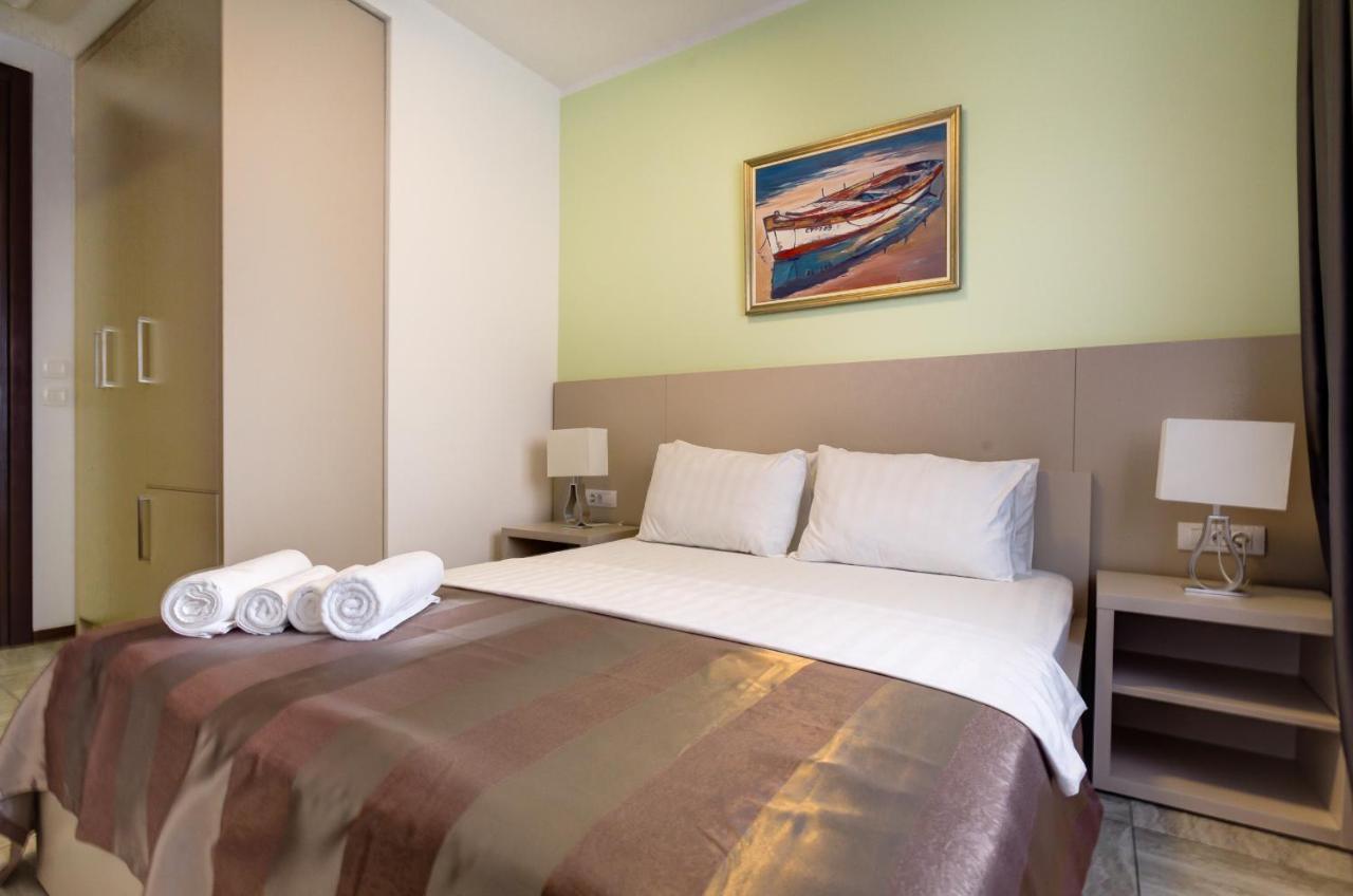 Ðenovići Riva Residence מראה חיצוני תמונה